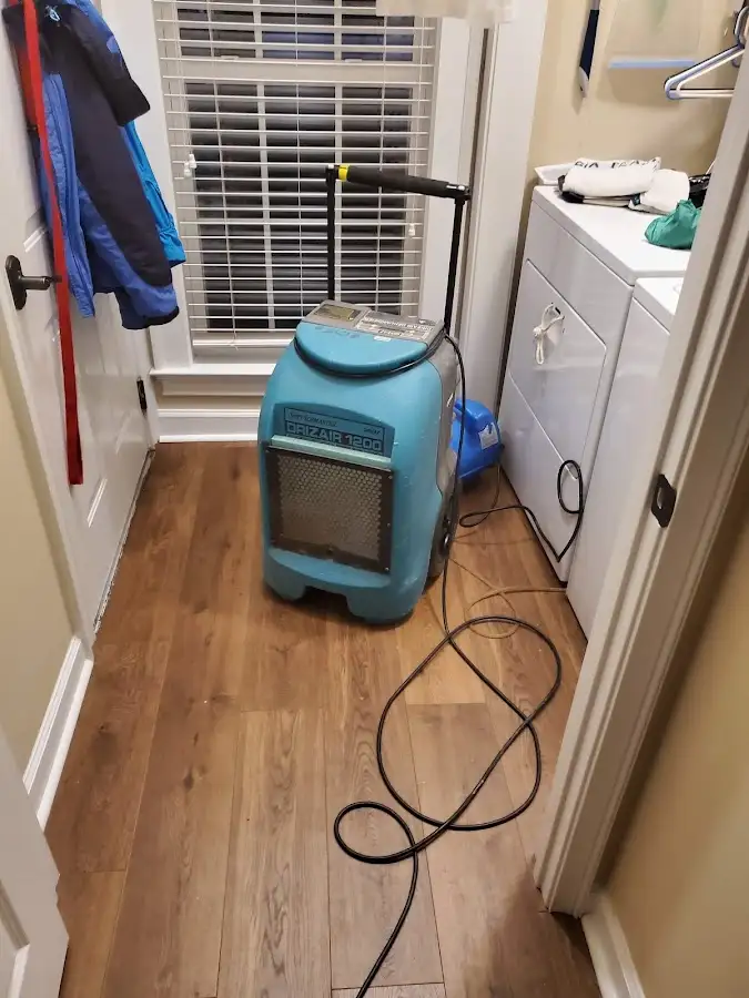 Commercial dehumidifier deployed for Crawl Space Restoration in Windsor
